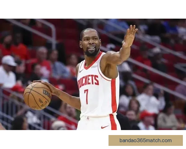 火箭豪取五连胜杜兰特三节砍下25分谢泼德先发战绩耀眼