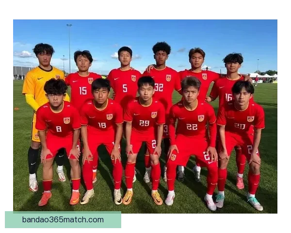 U16国少惨败夜冲突升级助教锁喉新星追骂推搡场面失控